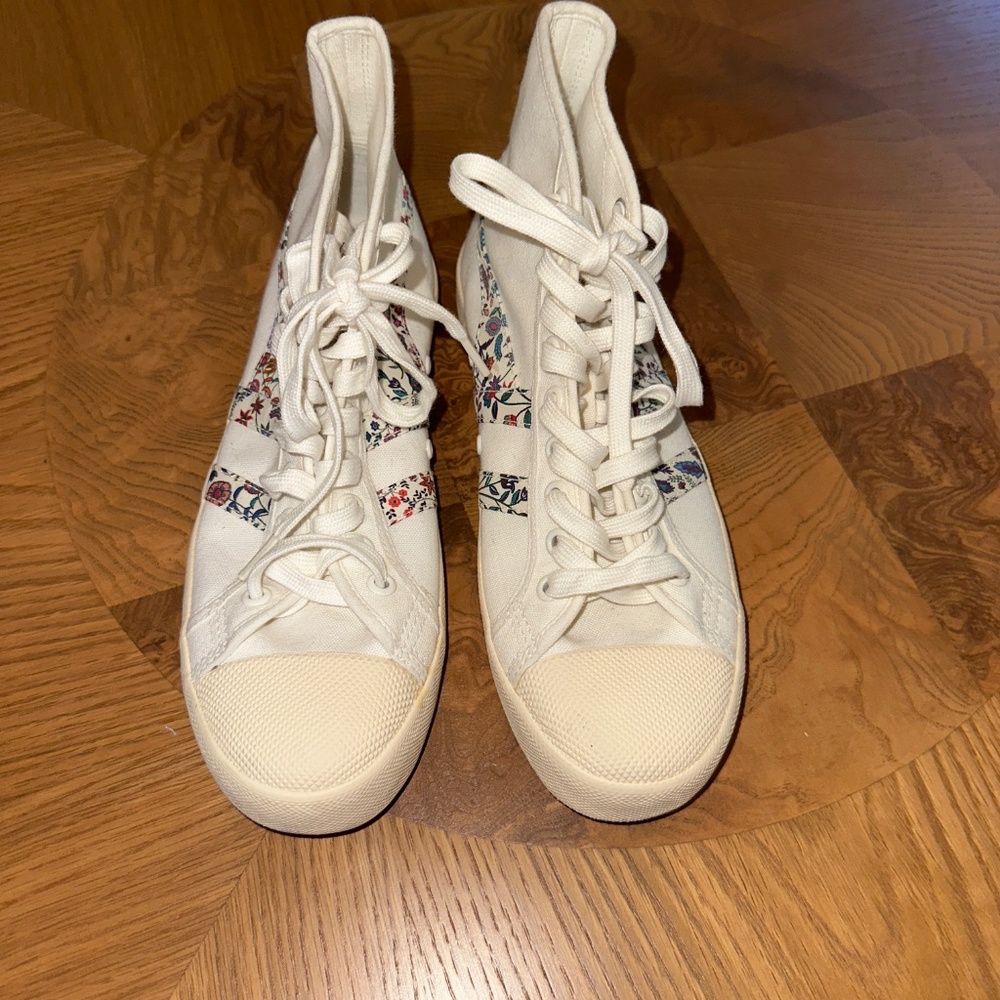 NWOT J. Crew x Gola for J. Crew Coaster High Top Sneakers Liberty floral - Picture 3 of 10